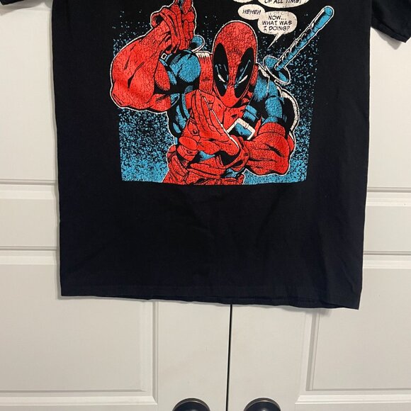 Share Deadpool T-Shirt Mens Small Black Retro Marvel Comic Book Cover Graphic Te - Picture 5 of 7